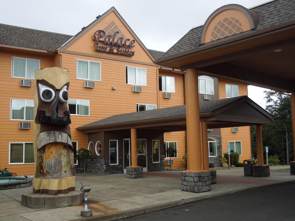 Palace Inn & Suites Lincoln City Exteriér fotografie