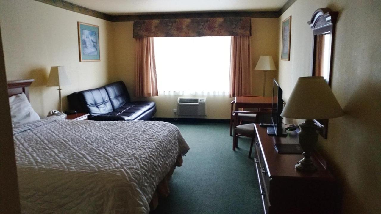 Palace Inn & Suites Lincoln City Exteriér fotografie