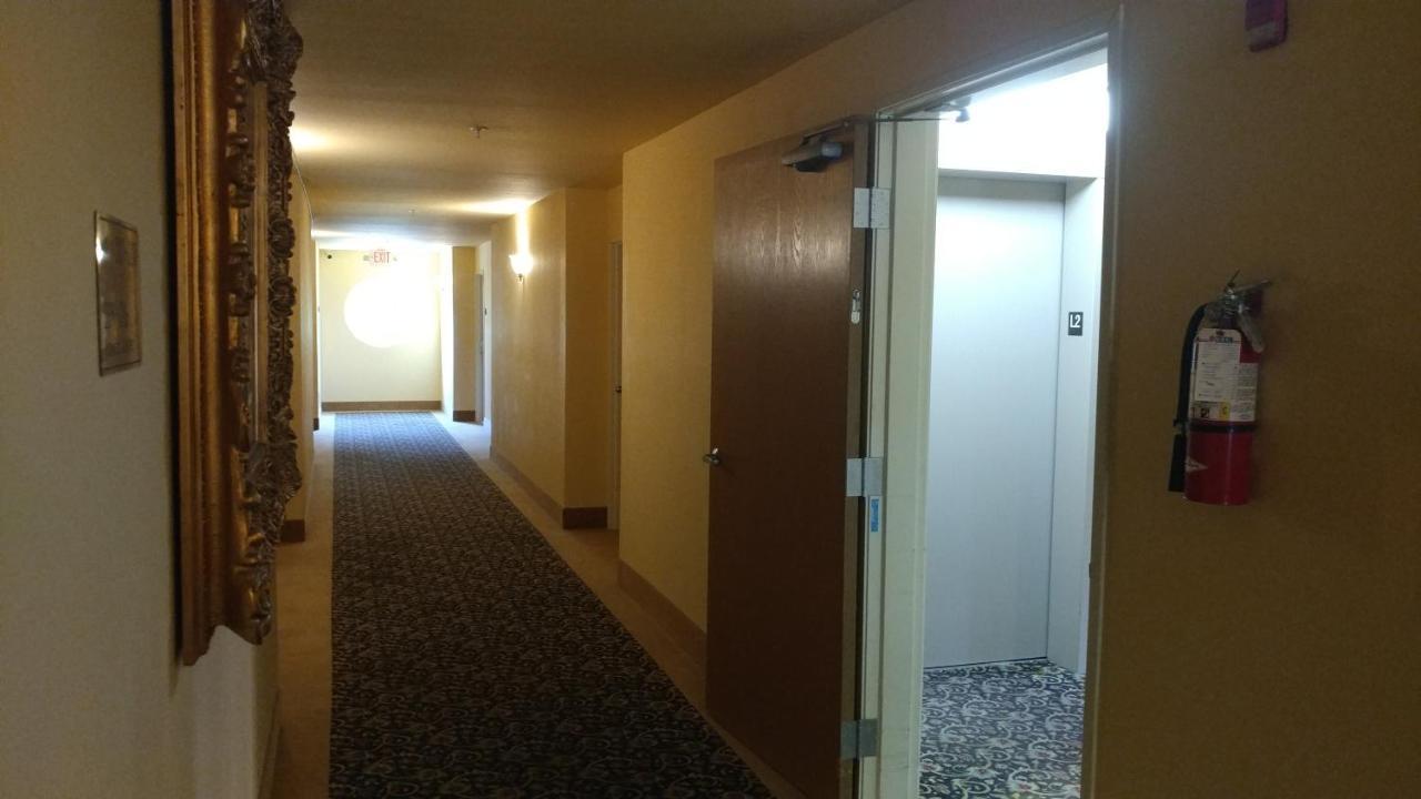 Palace Inn & Suites Lincoln City Exteriér fotografie