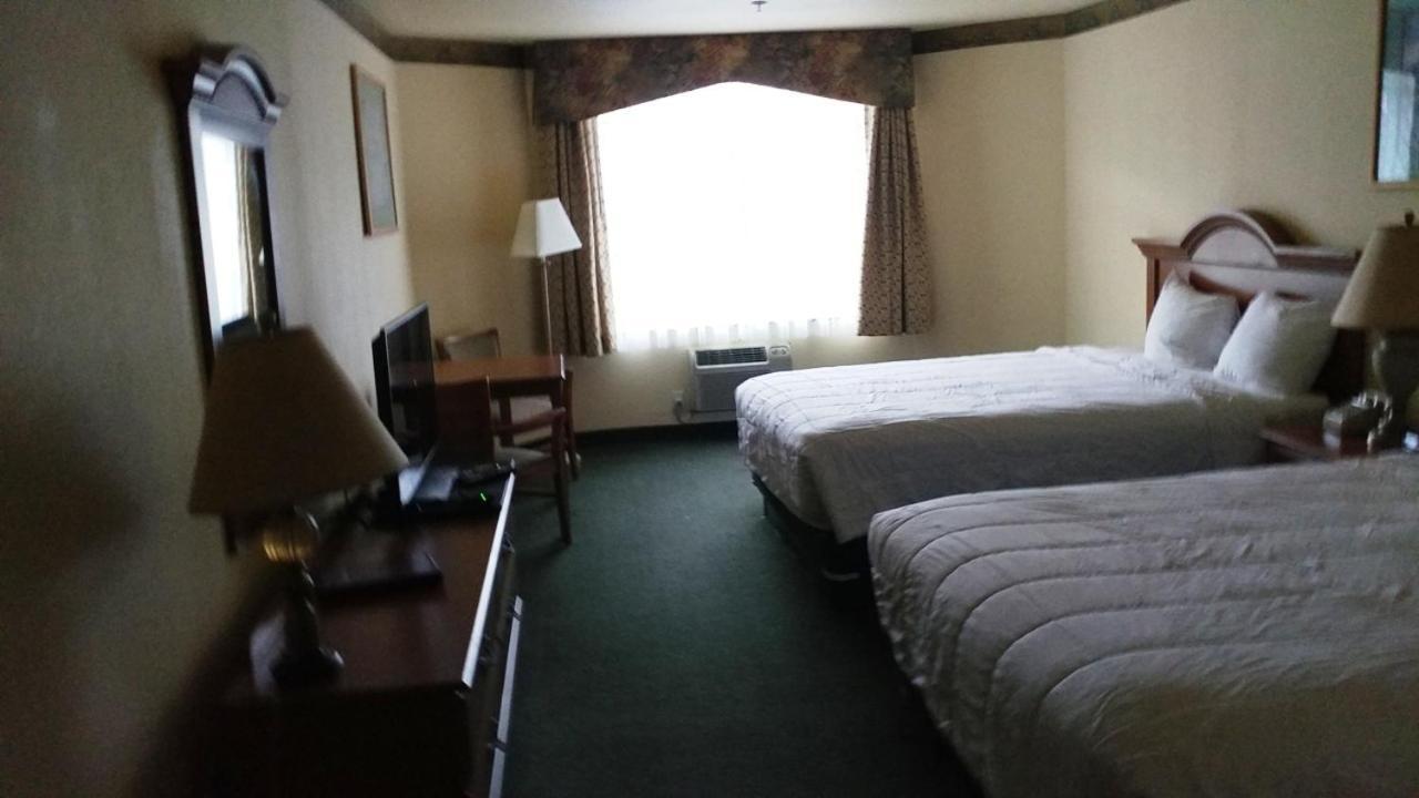 Palace Inn & Suites Lincoln City Exteriér fotografie
