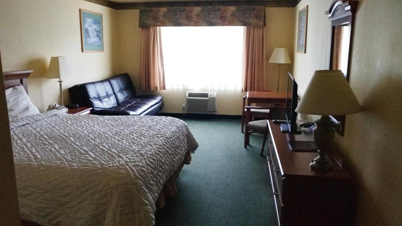 Palace Inn & Suites Lincoln City Exteriér fotografie