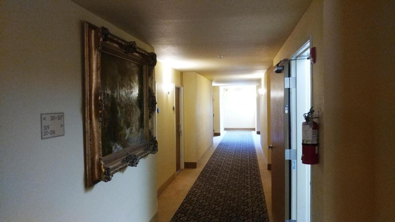 Palace Inn & Suites Lincoln City Exteriér fotografie
