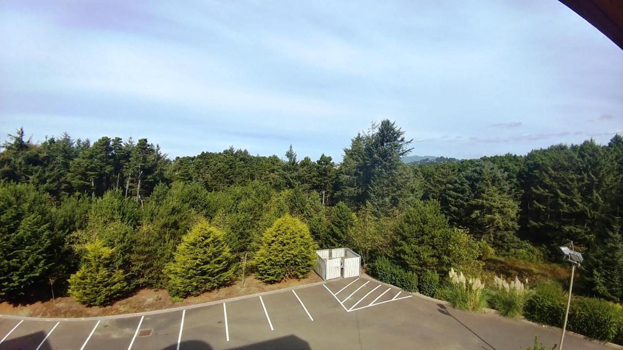 Palace Inn & Suites Lincoln City Exteriér fotografie