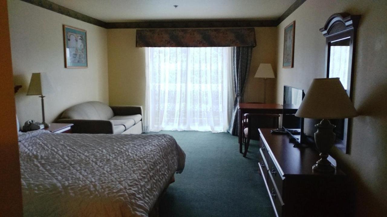 Palace Inn & Suites Lincoln City Exteriér fotografie